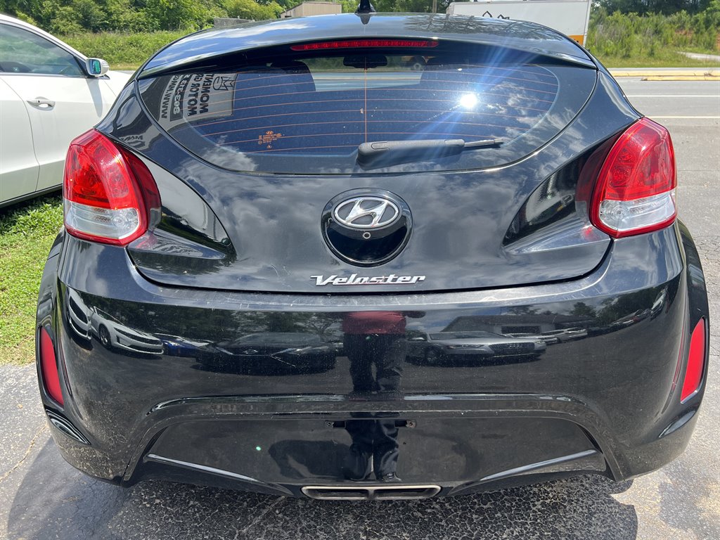 2017 Hyundai Veloster Value Edition photo
