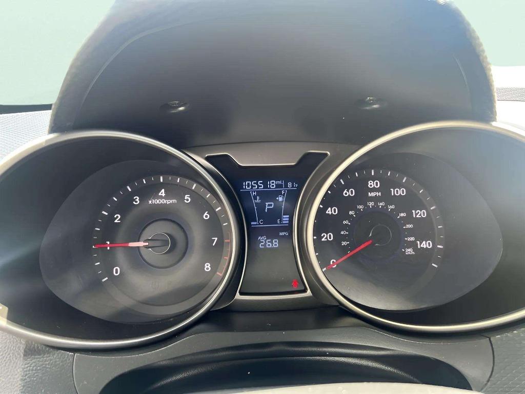2017 Hyundai Veloster - $10,600