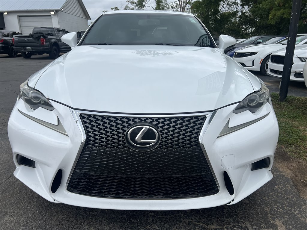 2015 Lexus IS 350 photo