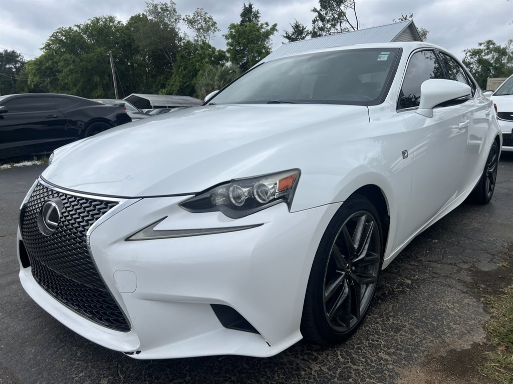 2015 Lexus IS 350 photo