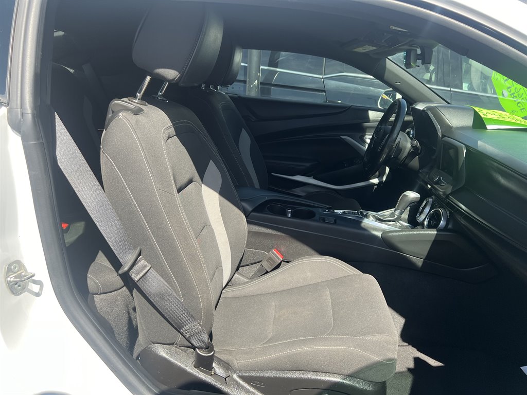 2019 Chevrolet Camaro 1LT photo