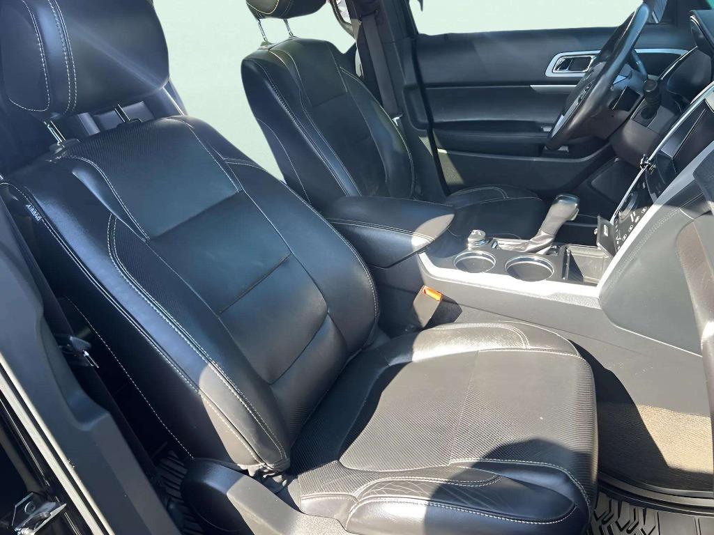 2013 Ford Explorer - $12,500