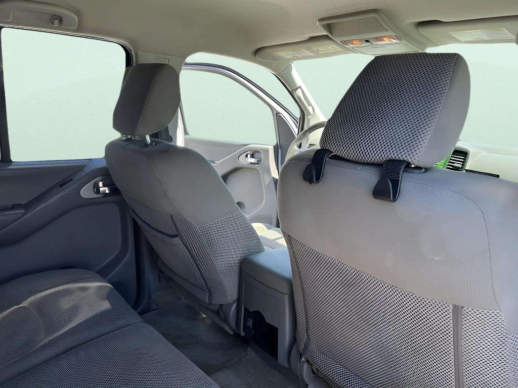 2017 Nissan Frontier - $14,995