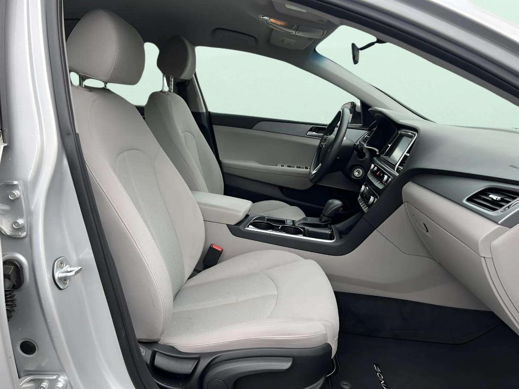 2018 Hyundai Sonata - $9,995