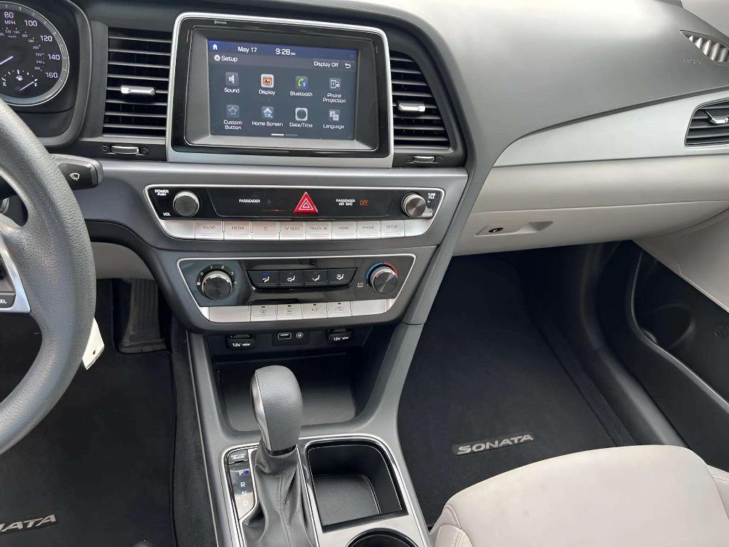 2018 Hyundai Sonata - $9,995