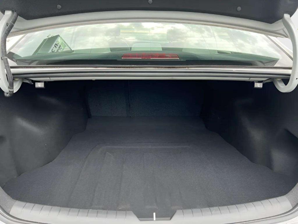 2018 Hyundai Sonata - $9,995