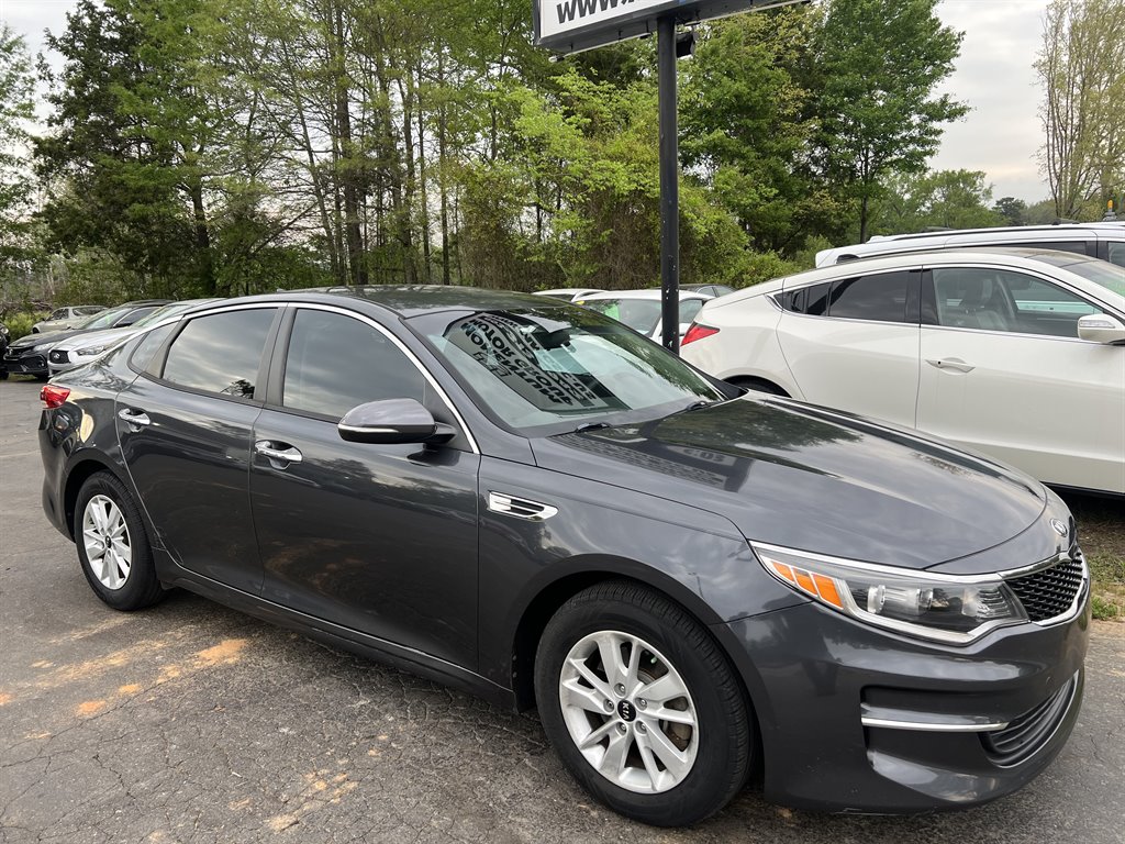 2016 Kia Optima LX photo