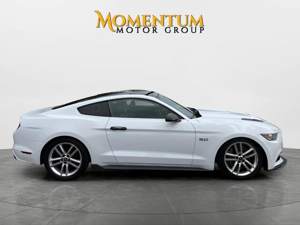 2016 Ford Mustang - $25,995