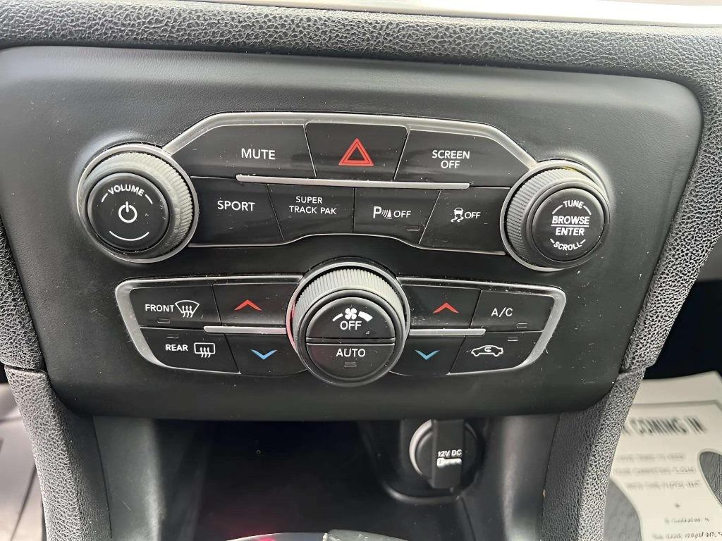 2019 Dodge Charger - $27,995