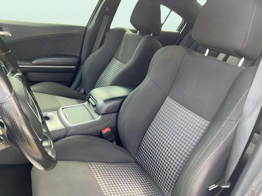 2022 Dodge Charger - $28,995