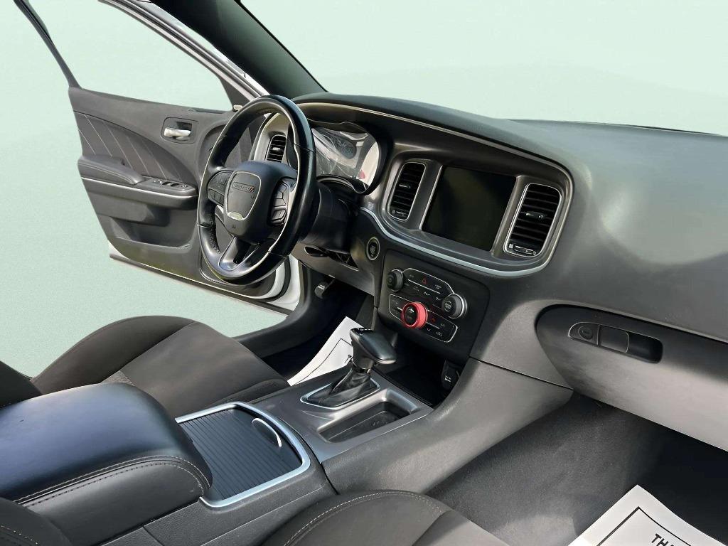 2022 Dodge Charger - $28,995