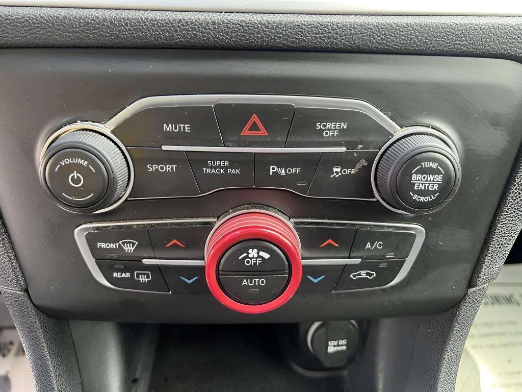 2022 Dodge Charger - $28,995