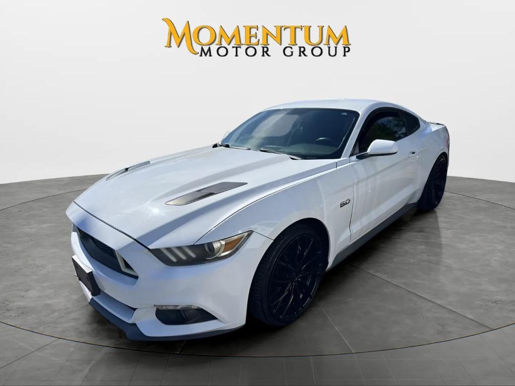 2015 Ford Mustang - $22,995