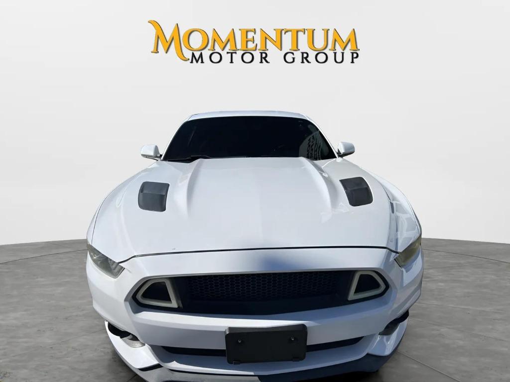 2015 Ford Mustang - $22,995