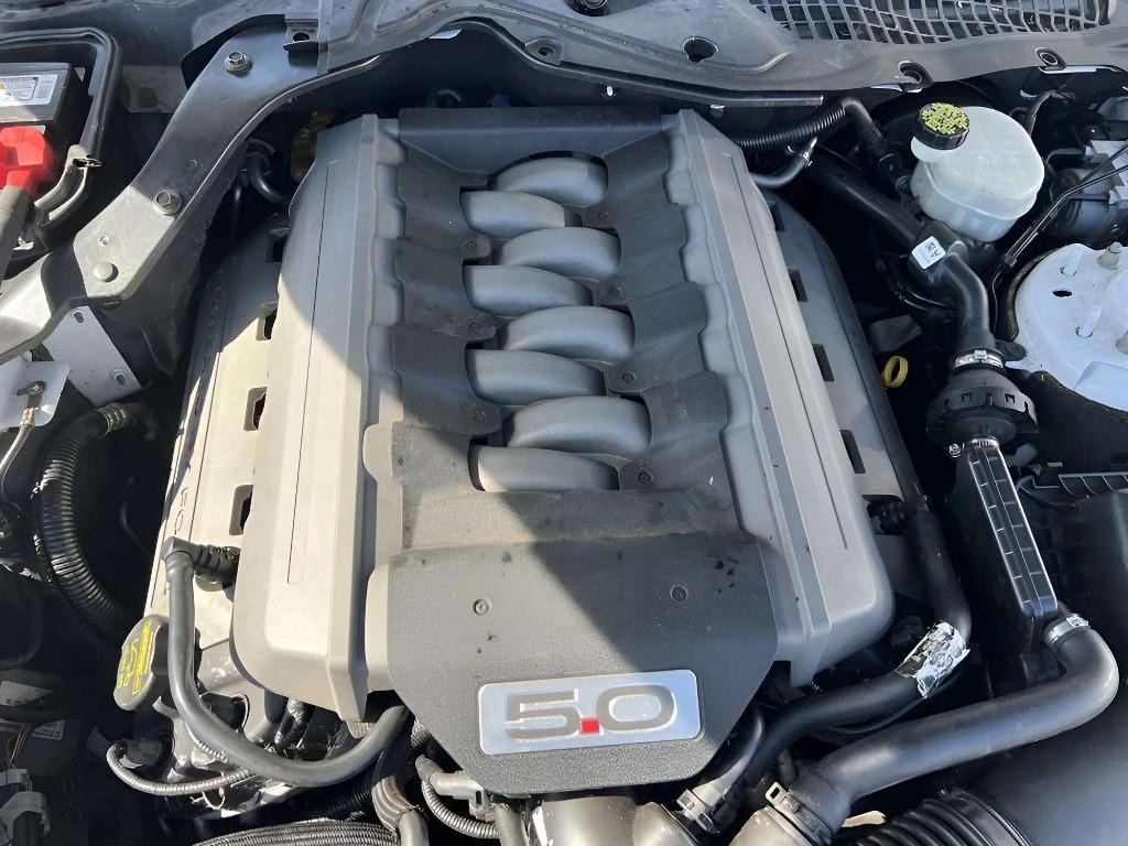 2015 Ford Mustang - $22,995