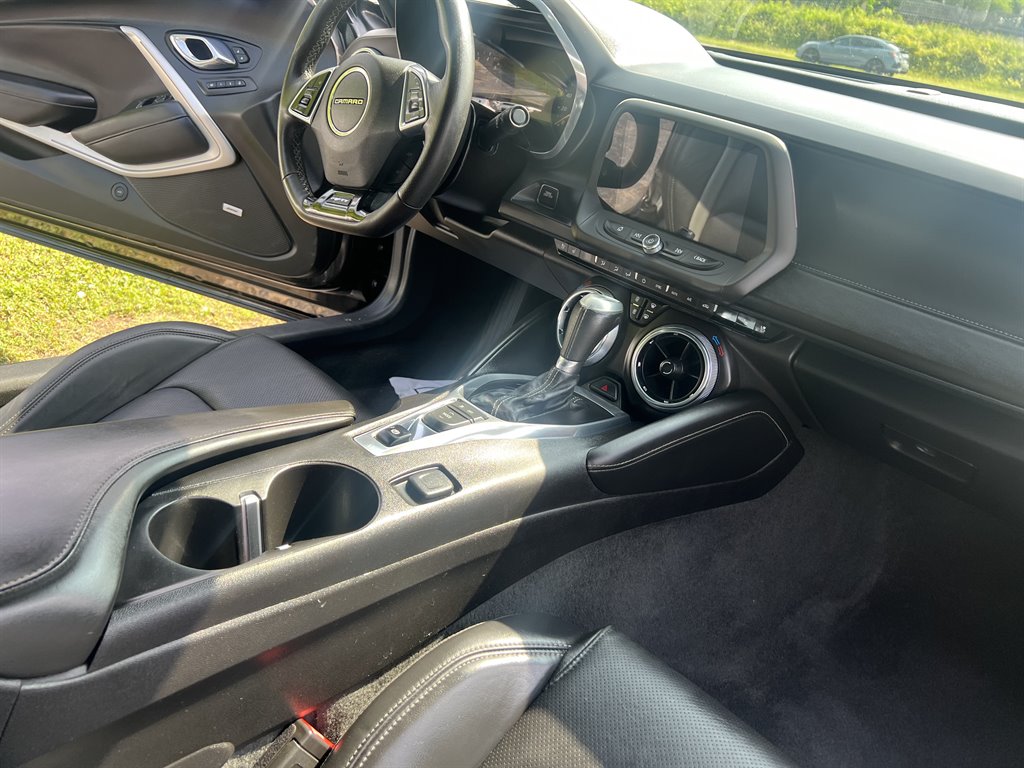 2017 Chevrolet Camaro 2SS photo