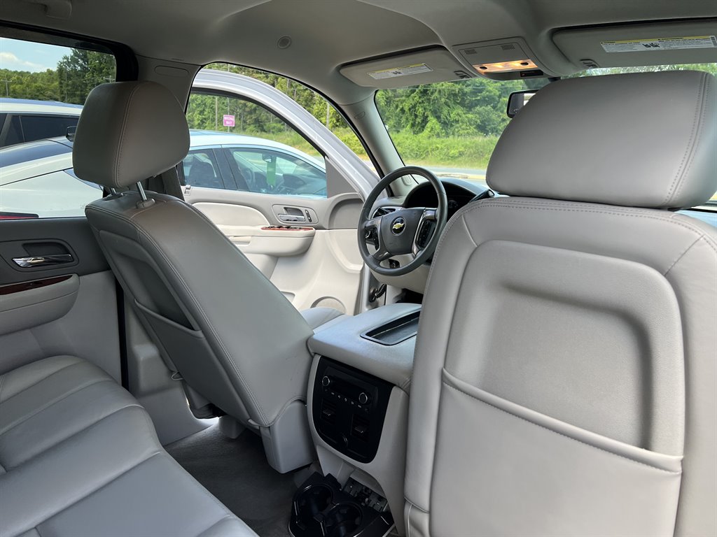 2012 Chevrolet Avalanche LT photo