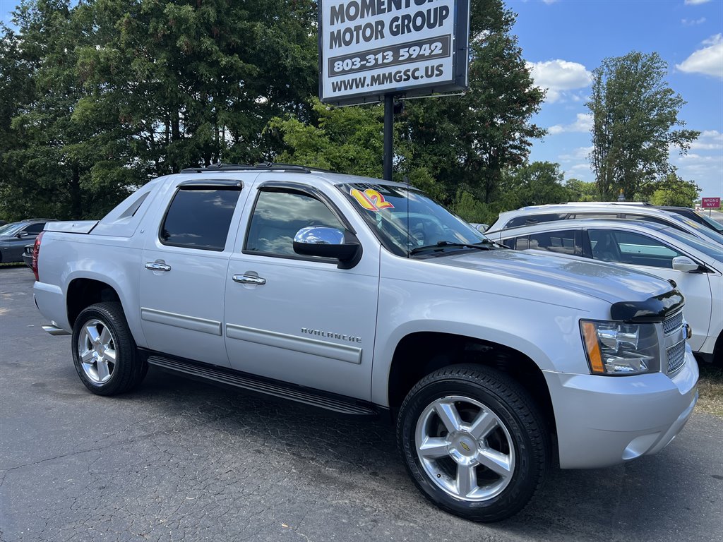 2012 Chevrolet Avalanche LT photo