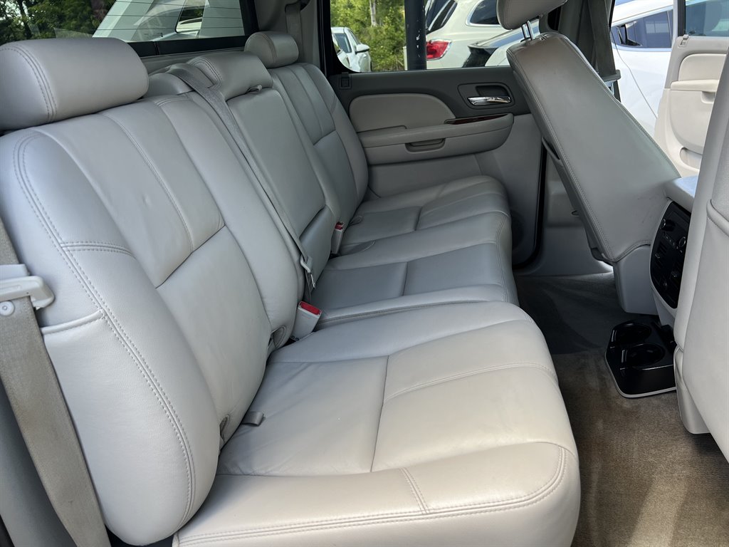 2012 Chevrolet Avalanche LT photo