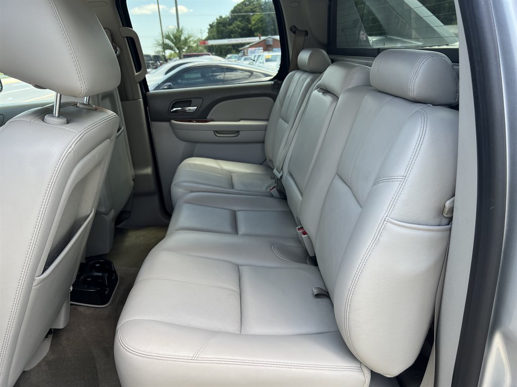 2012 Chevrolet Avalanche LT photo