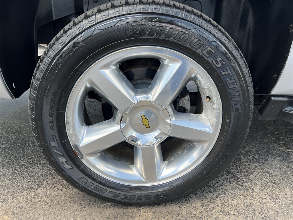 2012 Chevrolet Avalanche LT photo