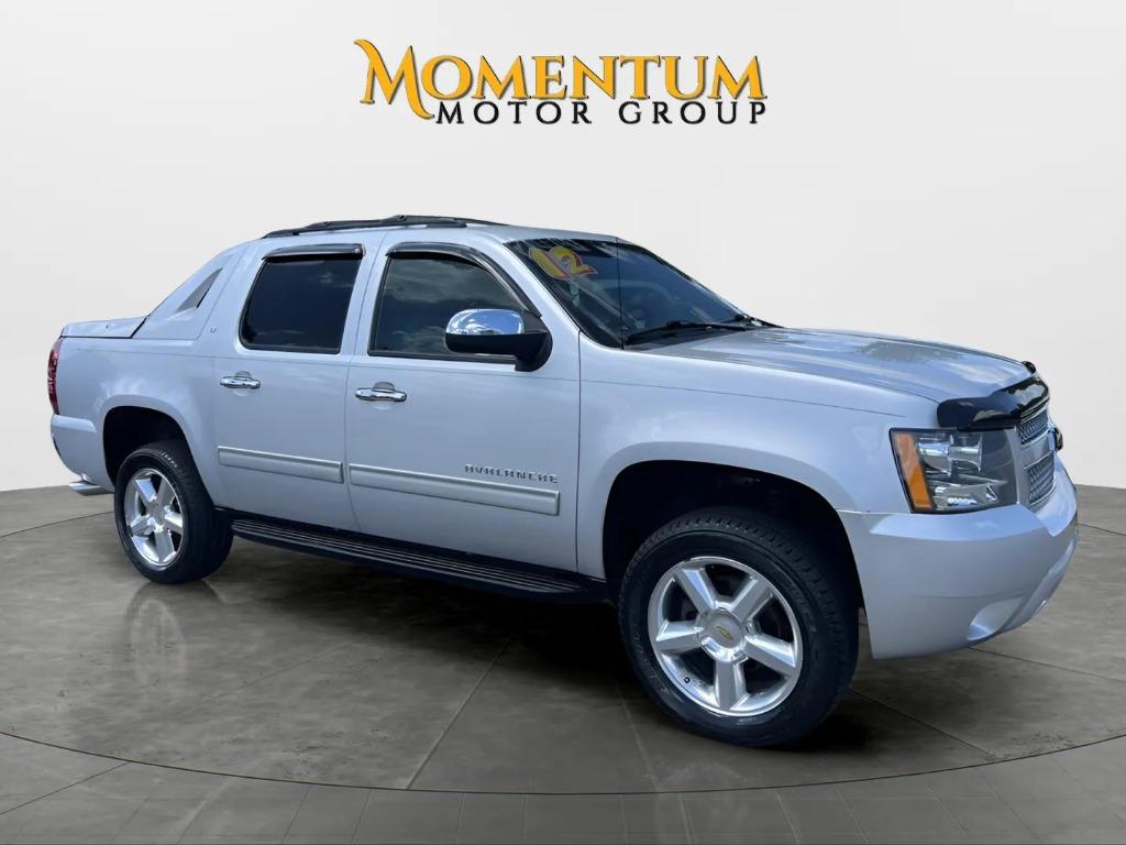 2012 Chevrolet Avalanche - $14,995