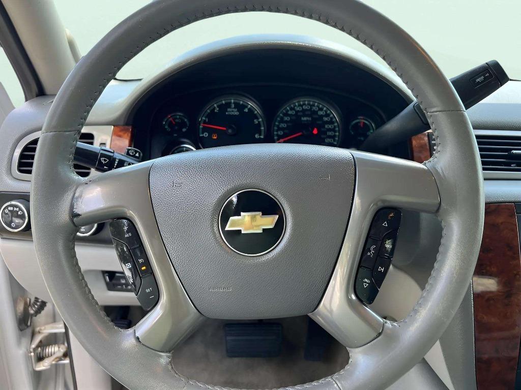 2012 Chevrolet Avalanche - $14,995