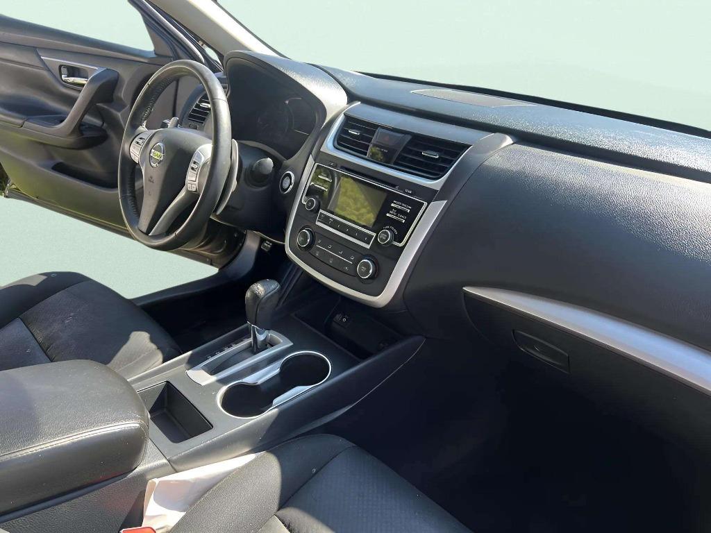 2017 Nissan Altima - $12,995