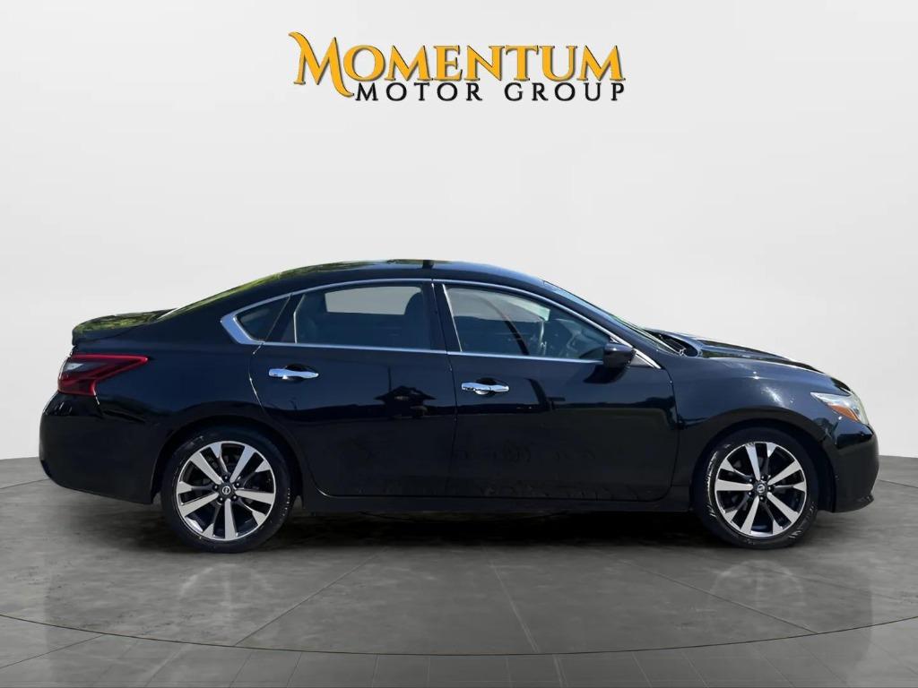 2017 Nissan Altima - $12,995