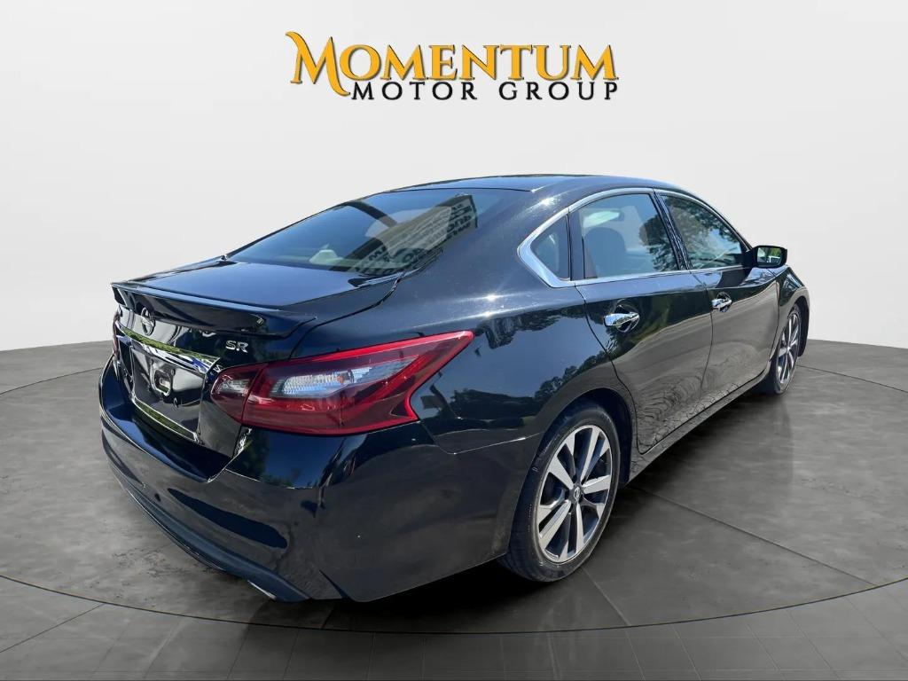 2017 Nissan Altima - $12,995