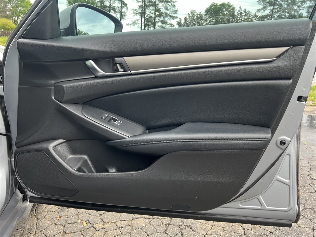 2018 Honda Accord LX photo