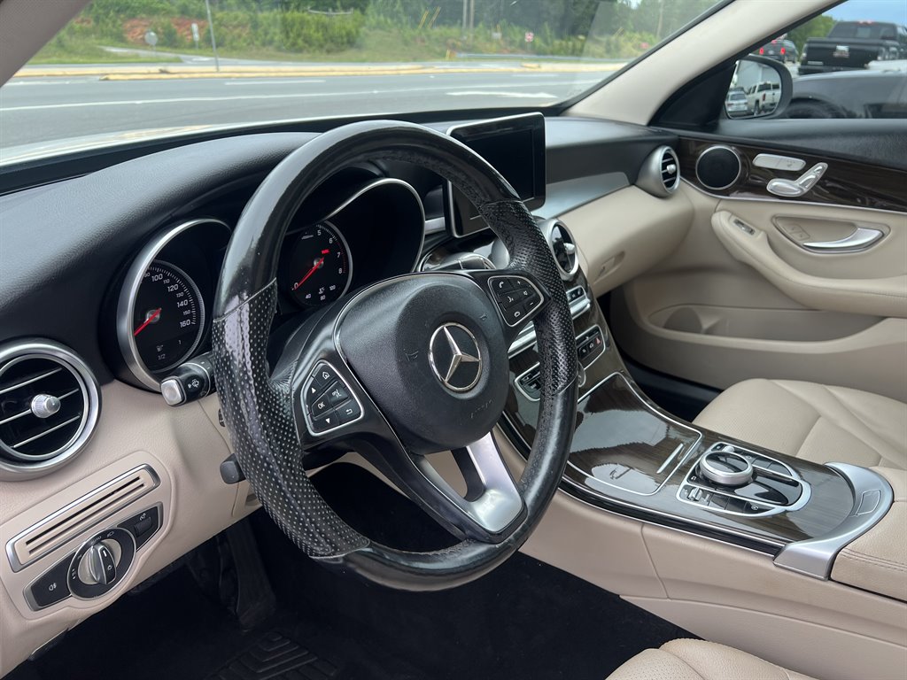 2017 Mercedes-Benz C-Class C300 photo