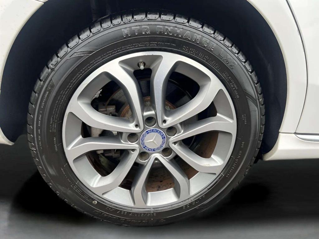 2017 Mercedes-Benz C 300 - $14,995