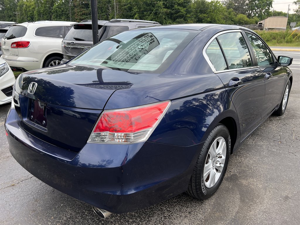 2010 Honda Accord LX-P photo