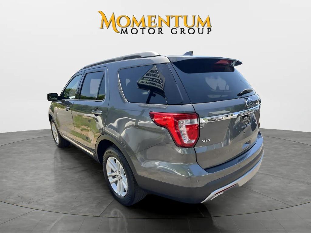 2017 Ford Explorer - $16,995