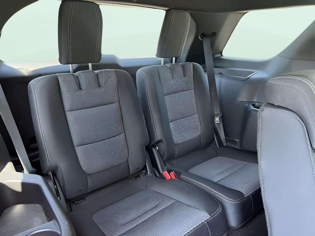 2017 Ford Explorer - $16,995