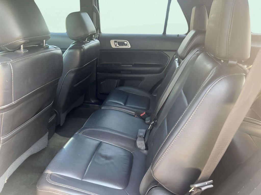 2013 Ford Explorer - $9,995