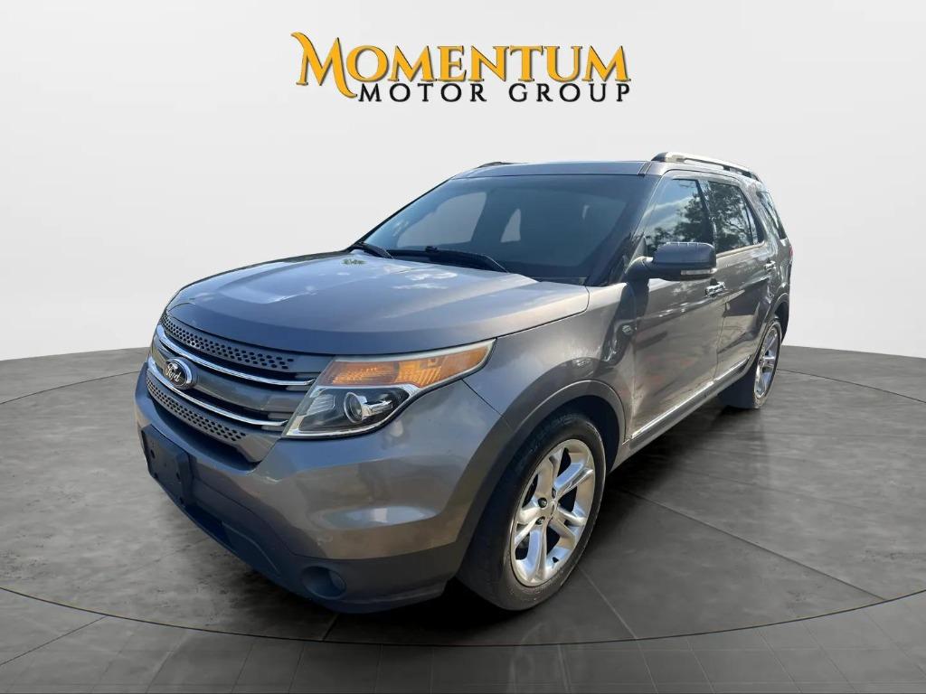 2013 Ford Explorer - $9,995