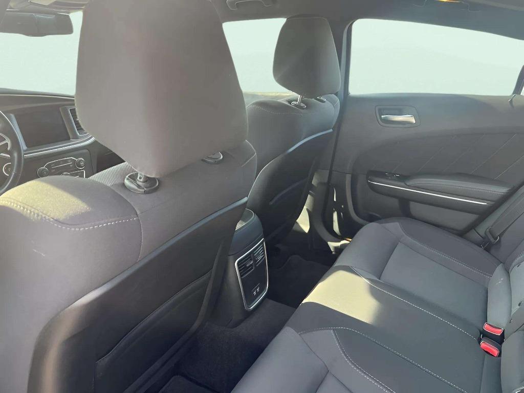 2017 Dodge Charger - $30,995