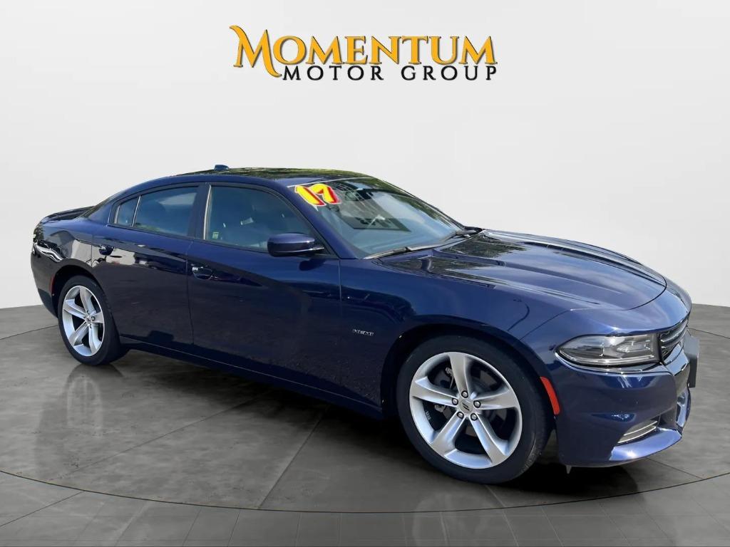 2017 Dodge Charger - $30,995