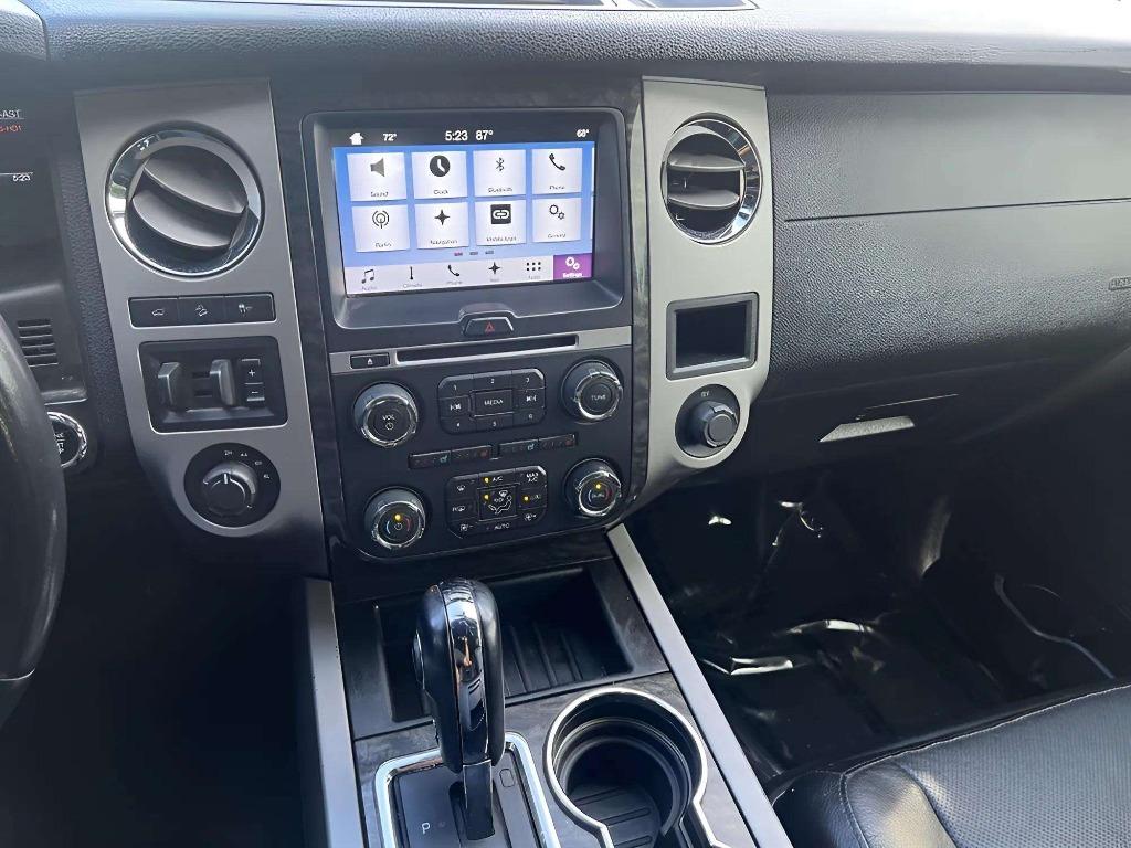 2017 Ford Expedition - $15,995