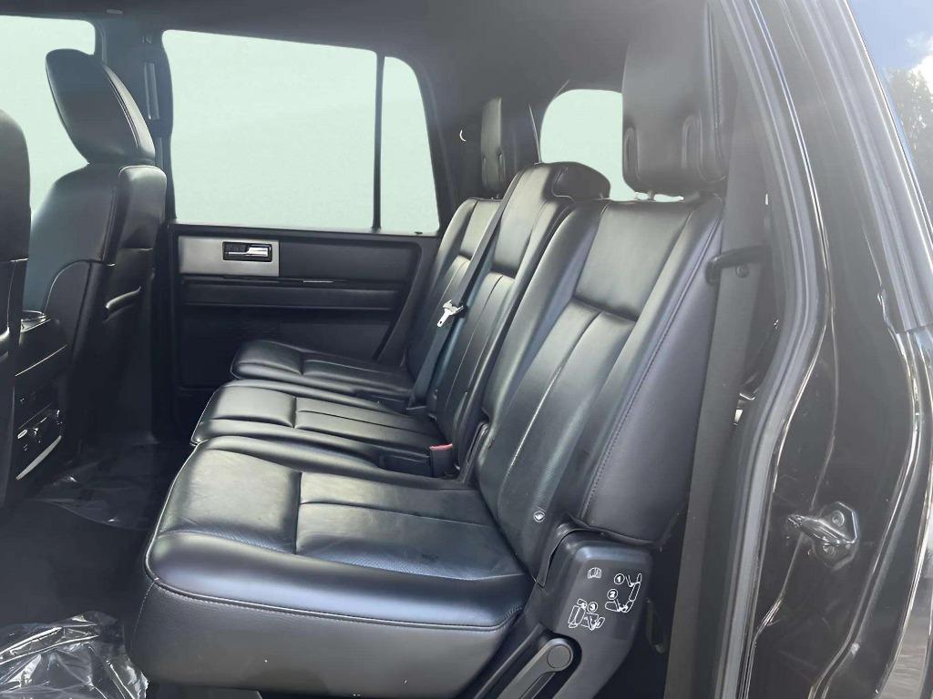 2017 Ford Expedition - $15,995