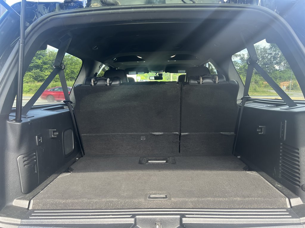 2017 Ford Expedition EL Limited photo