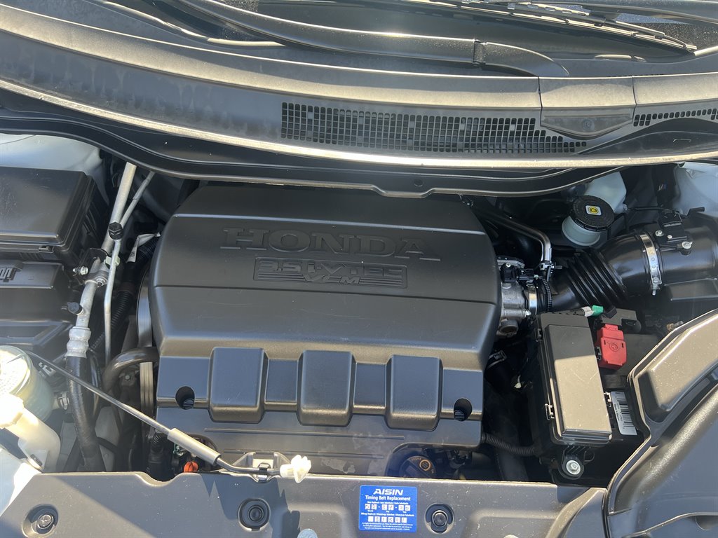 2012 Honda Odyssey Touring photo