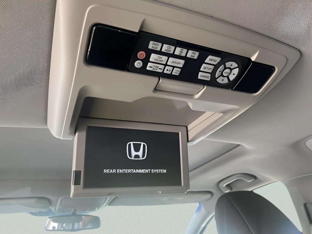 2012 Honda Odyssey - $12,995