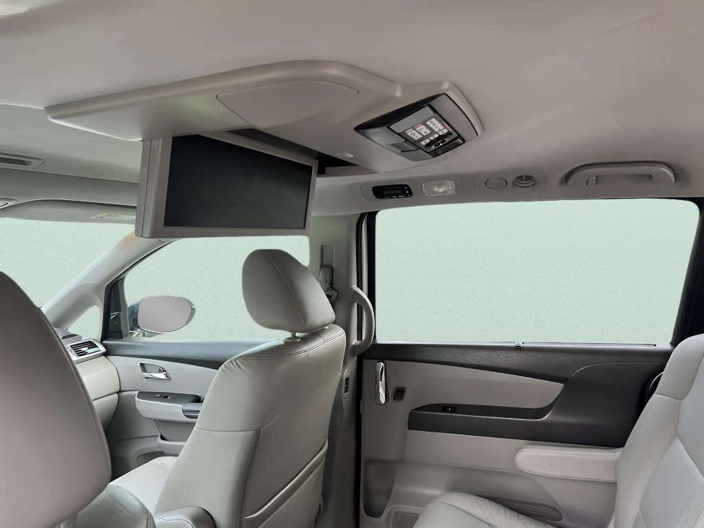 2014 Honda Odyssey - $11,995