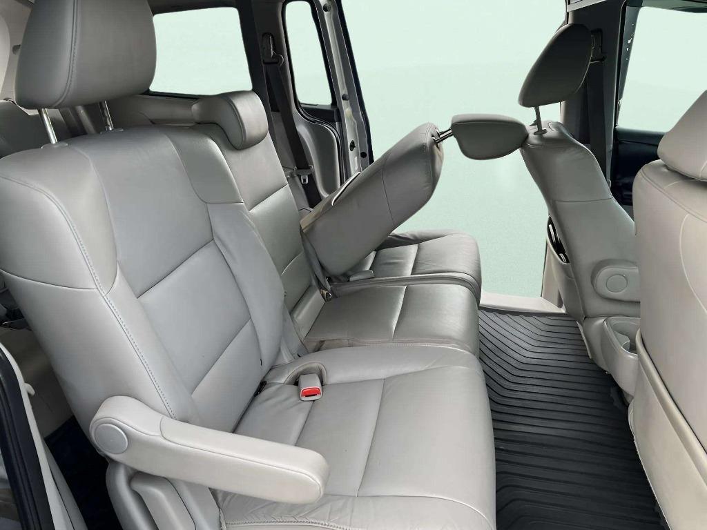 2014 Honda Odyssey - $11,995
