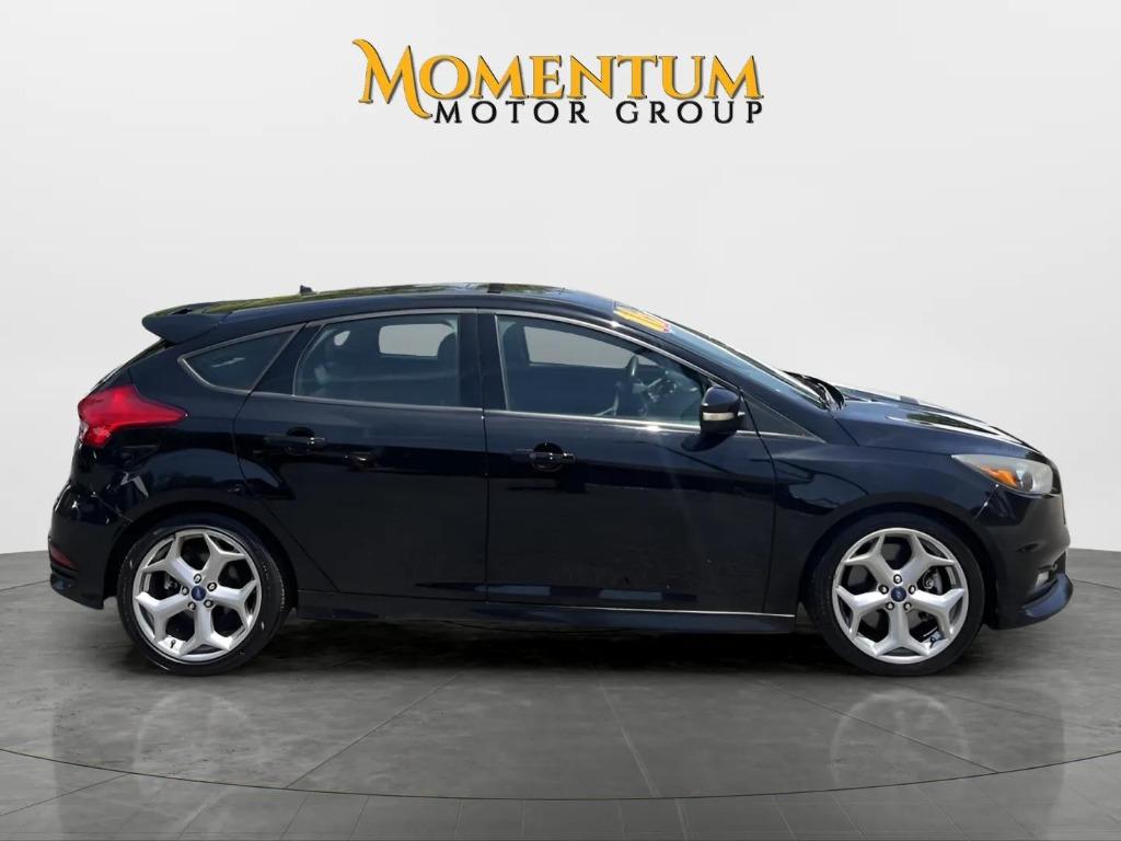 2016 Ford Focus - $13,995