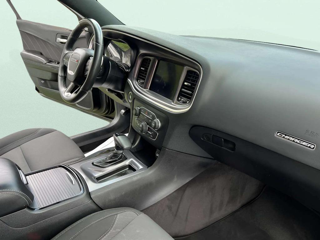 2018 Dodge Charger - $20,995