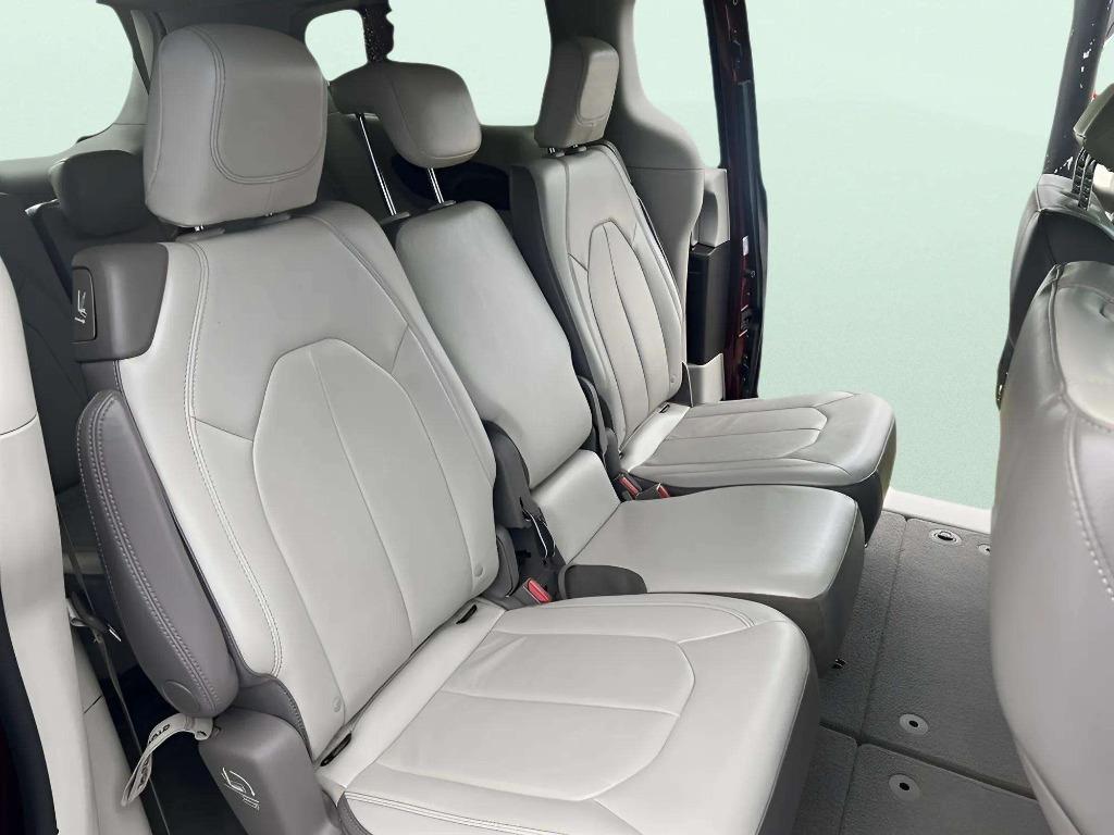 2017 Chrysler Pacifica - $16,995